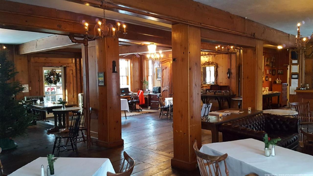 The Outing Lodge Стилуотър Екстериор снимка